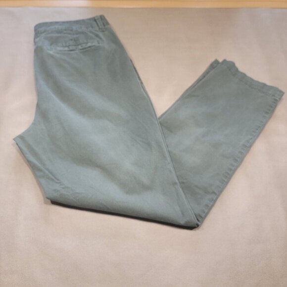 a new day Size 10 Washed Olive Green / Khaki Green Stretch Chino Pants - Picture 1 of 13